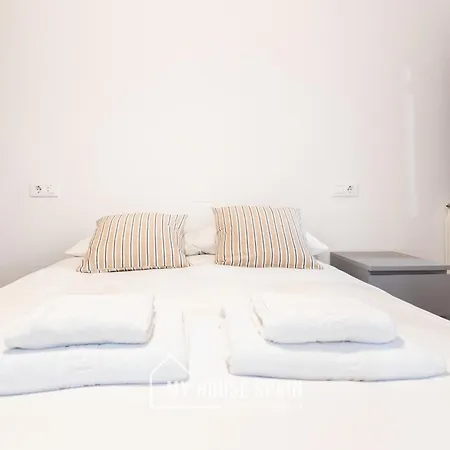 Myhousespain - Piso Nuevo En El Centro De * 기욘