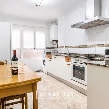 Myhousespain - Piso Nuevo En El Centro De Apartamento *