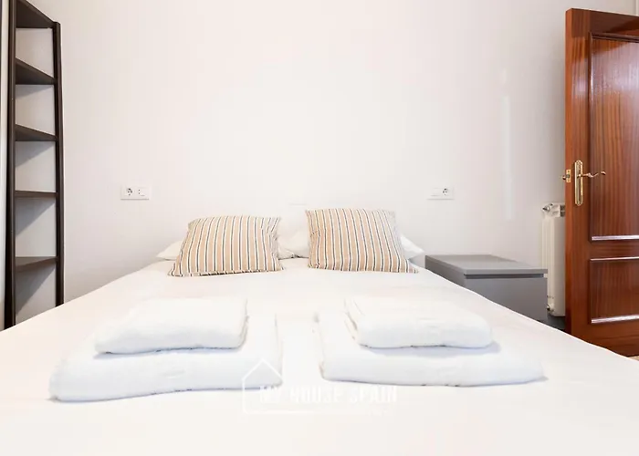 Myhousespain - Piso Nuevo En El Centro De * גיחון